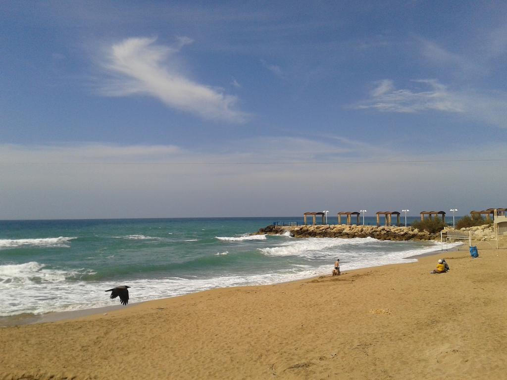 Carlton City Hotel Nahariya Exterior photo